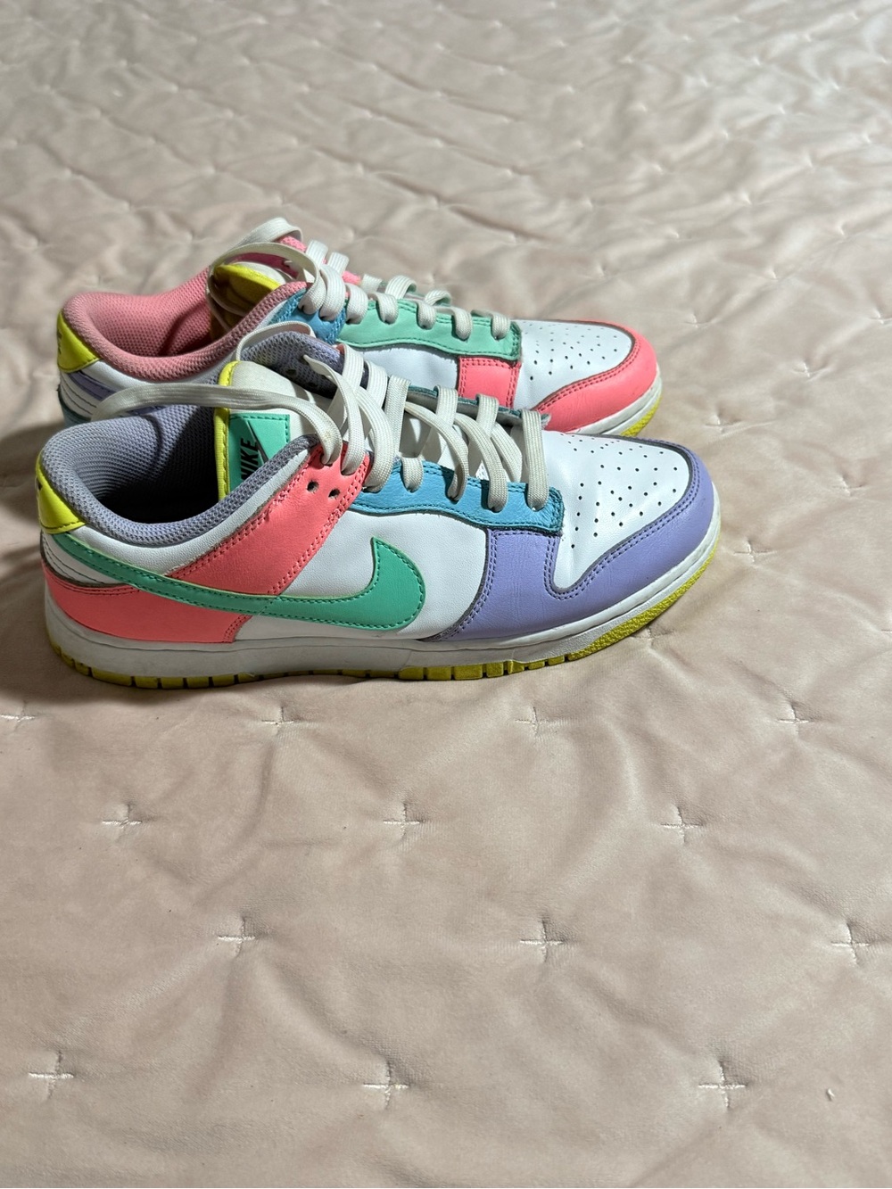 Nike Dunk Low SE Easter Candy Pastel Sneakers Women’s 9 - Picture 4 of 10